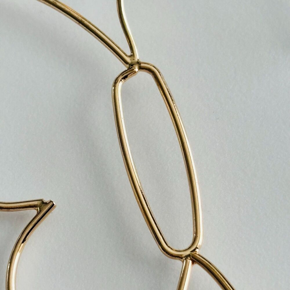 Gold Tone Butterfly Wire Hoop Earrings Lightweight Alloy French Hook - Picture 7 of 9